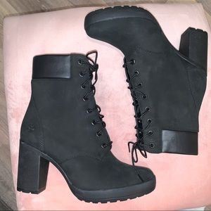 Black timberland heeled boots
